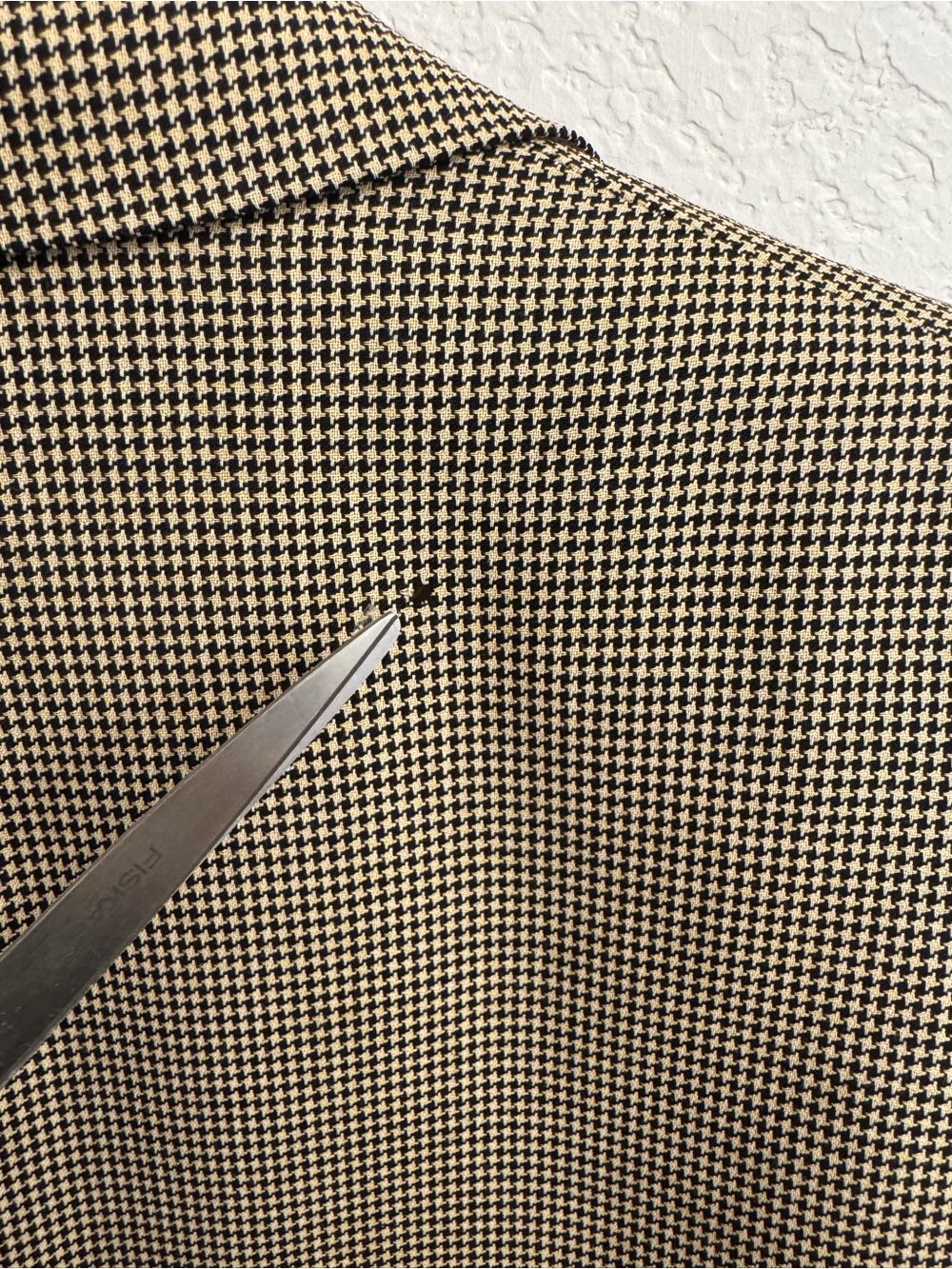 Canali Tan and Brown Houndstooth Sport Coat - Picture 3 of 13